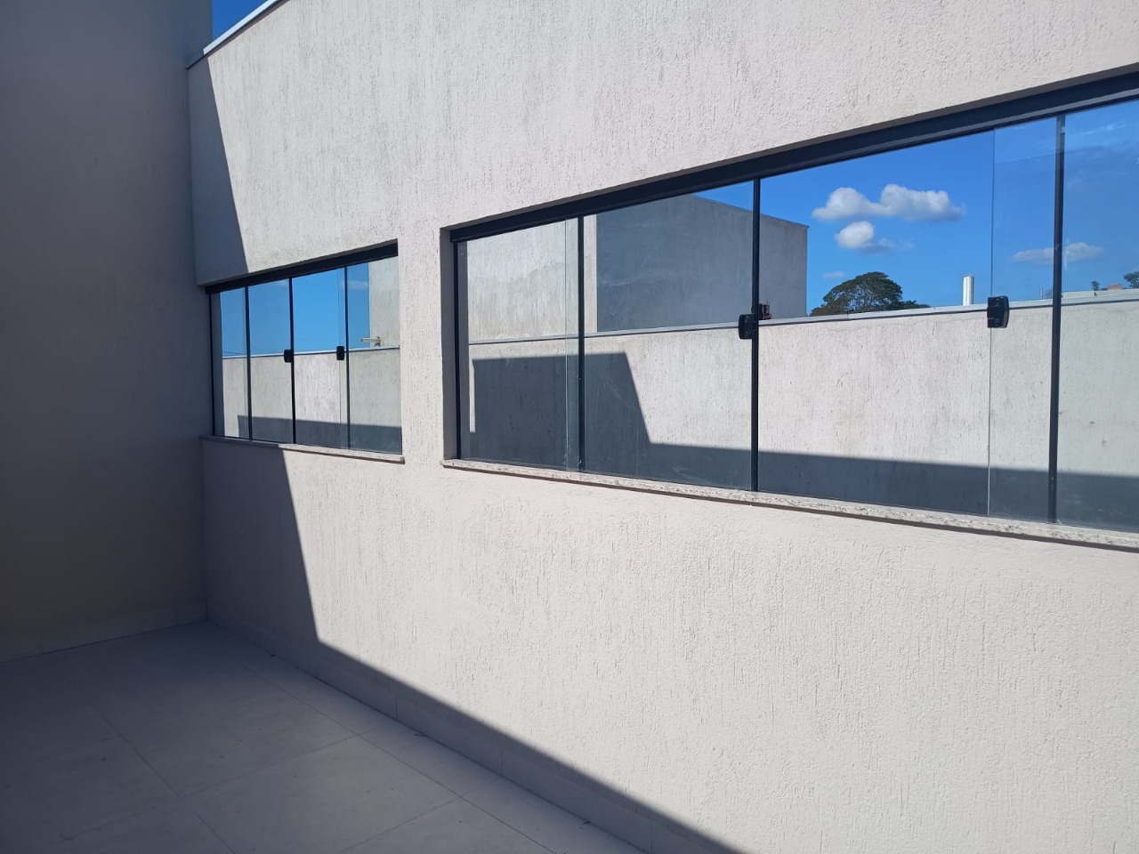 Imagem da propriedade APA8602 24