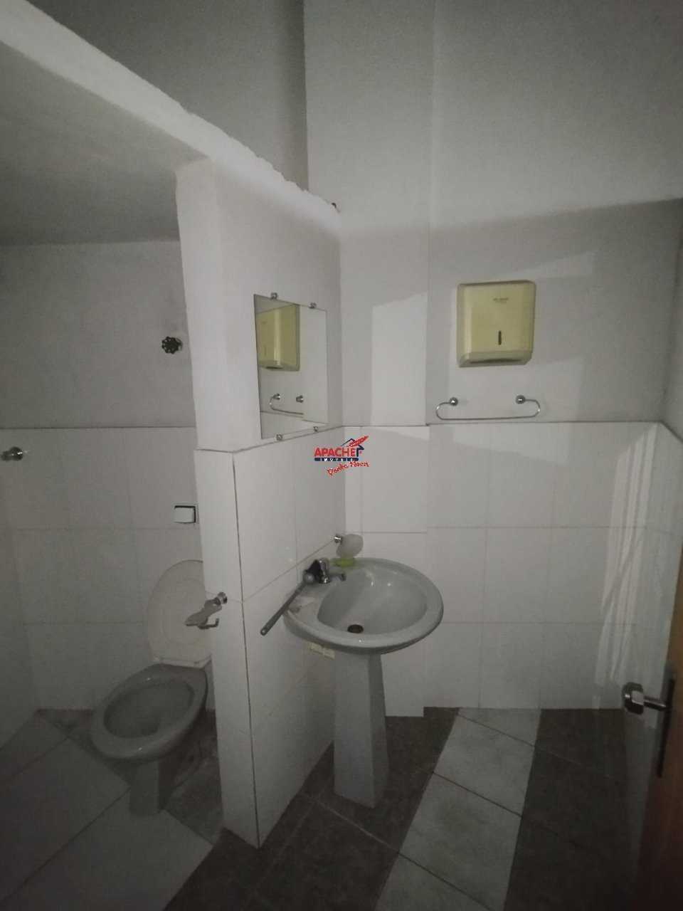 Imagem da propriedade APA8715 9