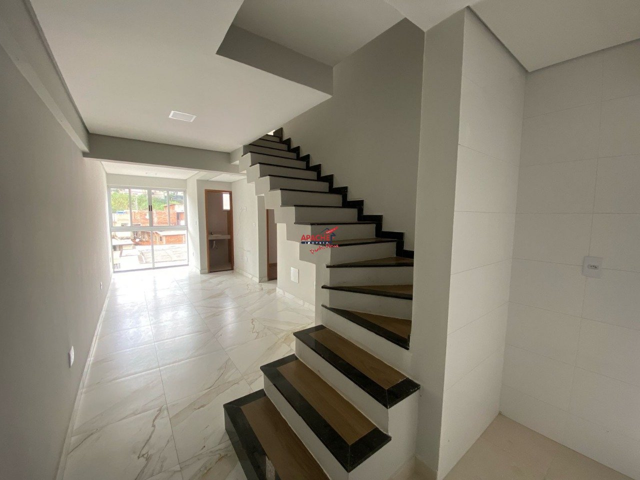 Imagem da propriedade APA8776 2