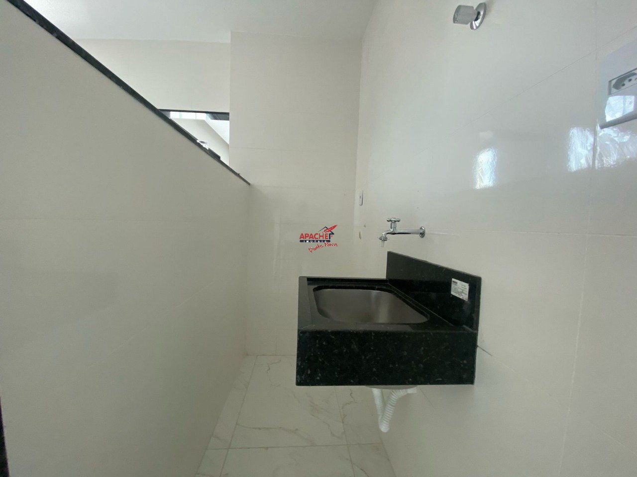 Imagem da propriedade APA8809 18